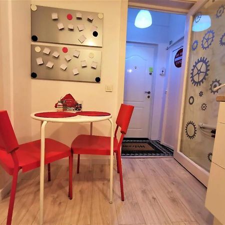 Apartamento Luxury Piata Universitate Old Town Bucarest Exterior foto