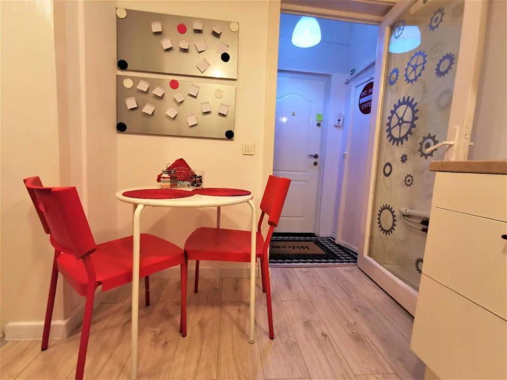 Apartamento Luxury Piata Universitate Old Town Bucarest Exterior foto