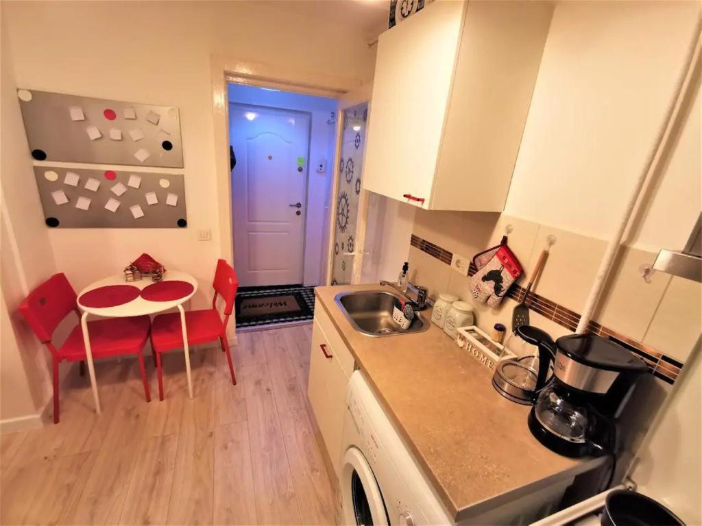 Apartamento Luxury Piata Universitate Old Town Bucarest Exterior foto